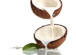 Finely powdered coconut milk with a long shelf life 