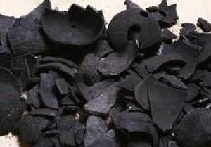The manufacturing process coconut shell charcoal in Ben Tre, Vietnam