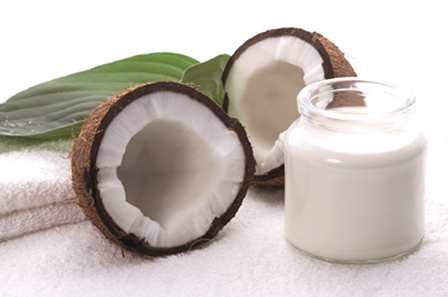 What Are the Advantages of Coconut Milk